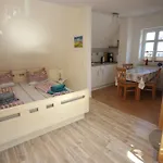 Im Reetdachhaus בית נופש