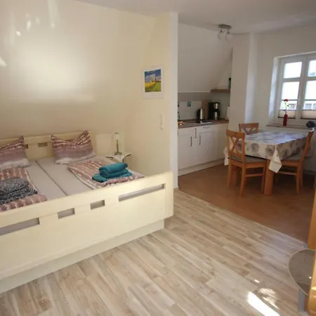 Im Reetdachhaus Wustrow (Fischland)