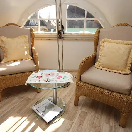 Im Reetdachhaus Feriehus