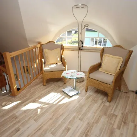 Im Reetdachhaus Feriehus